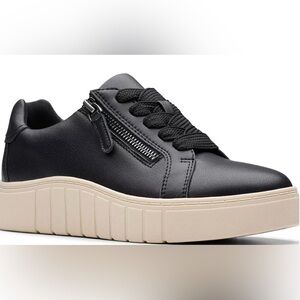 Clark’s Mykah Joy Round Toe Sneaker Women's Black with Cream Sole